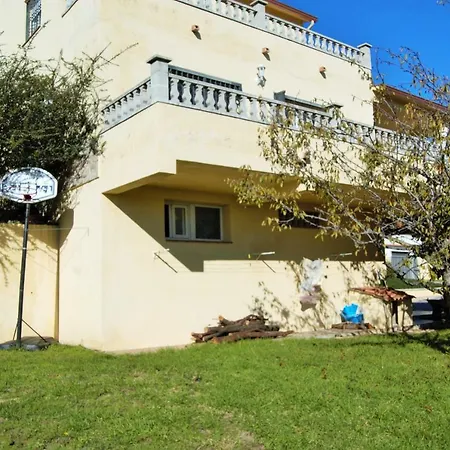Alba Villa *